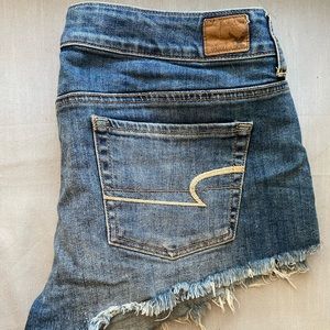American Eagle Festival Shortie in Medium Wash